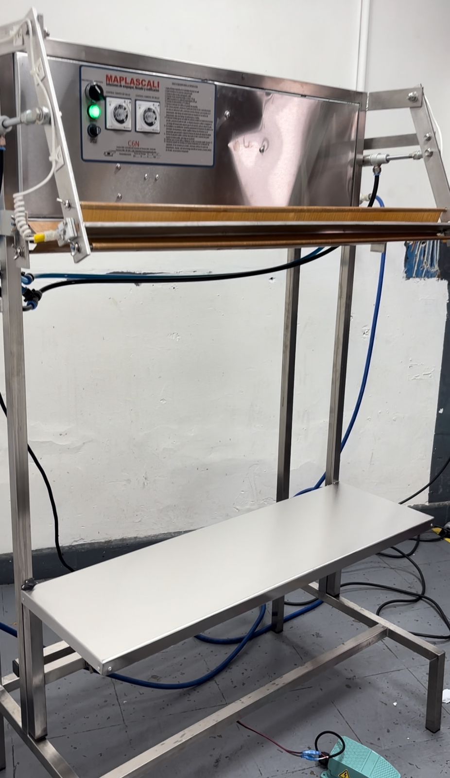 Selladora Vertical para Bolsas y Bultos