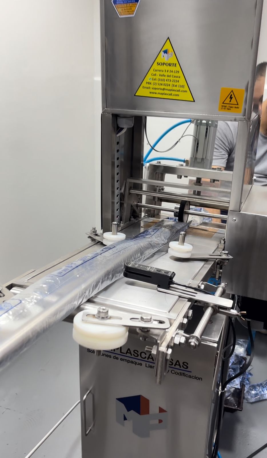 Selladora de bolis automatica para agua potable en bolsa tubular - Imagen 2